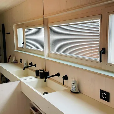 Buqez Ecovilla 68 * Sveti Filip i Jakov